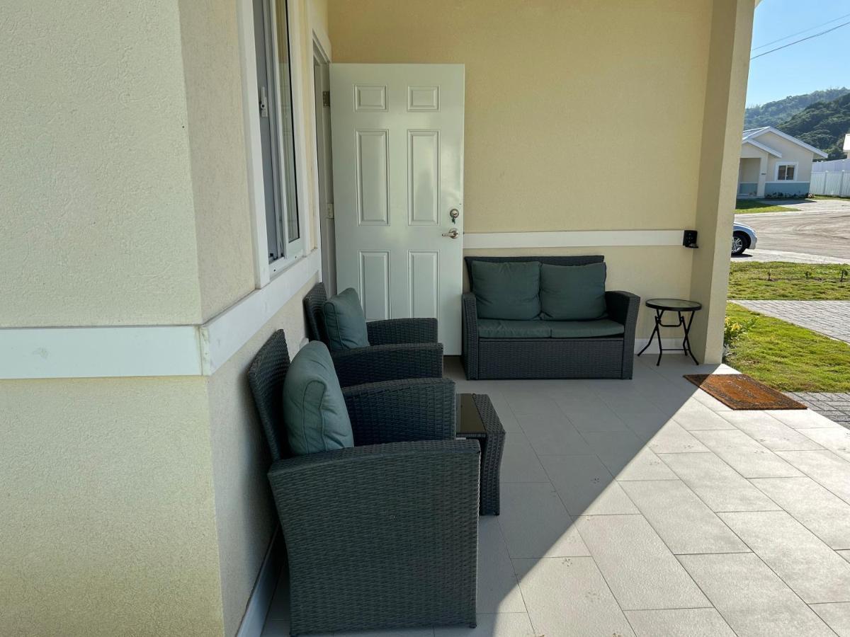 Seamist Villa @Oceanpointe Lucea Comfy 2Br W/Pool Gym & Parking Esterno foto