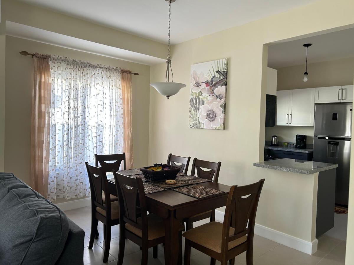 Seamist Villa @Oceanpointe Lucea Comfy 2Br W/Pool Gym & Parking Esterno foto
